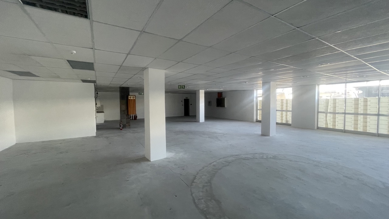 To Let commercial Property for Rent in Athlone Western Cape